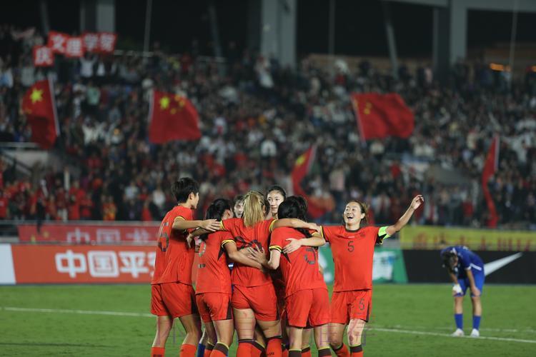 震撼全程:中国女足世界杯赛事直播精彩回顾 震撼全程:中国女足世界杯赛事直播精彩回顾